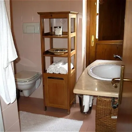 Lacollinatuscany Between San Gimignano And Holiday home *
